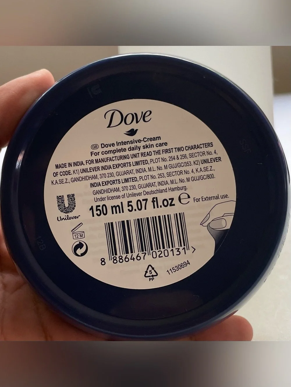 Dove Intensive Cream Nourishing Moisturizer 150 mL / 5.07 oz